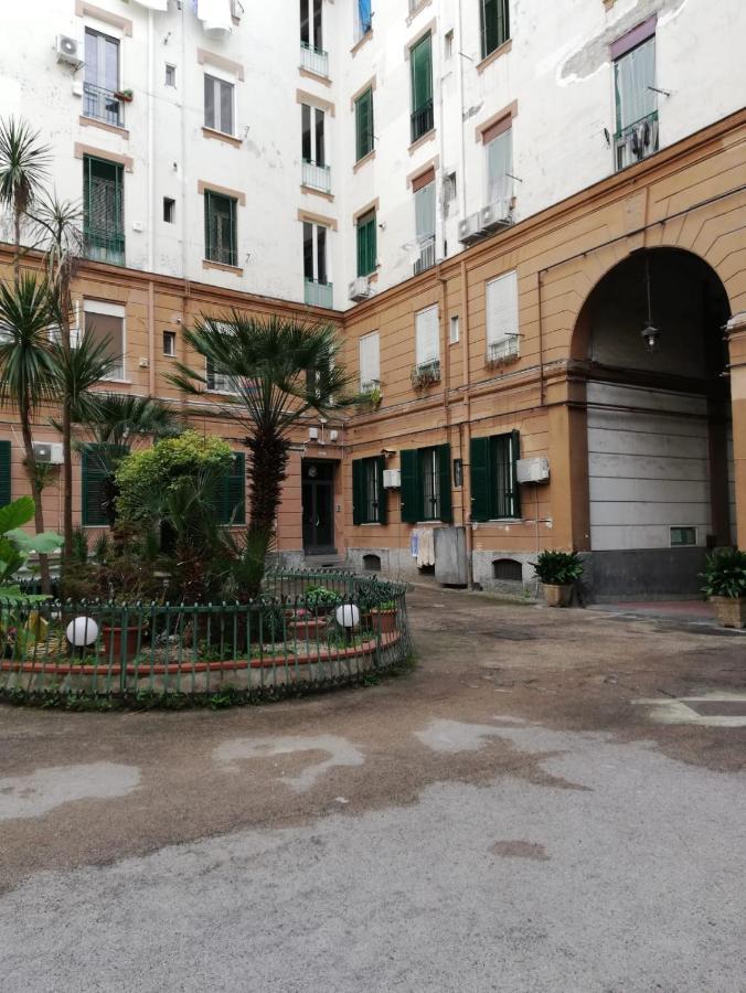 Casa Theodor B&B Neapol Zewnętrze zdjęcie
