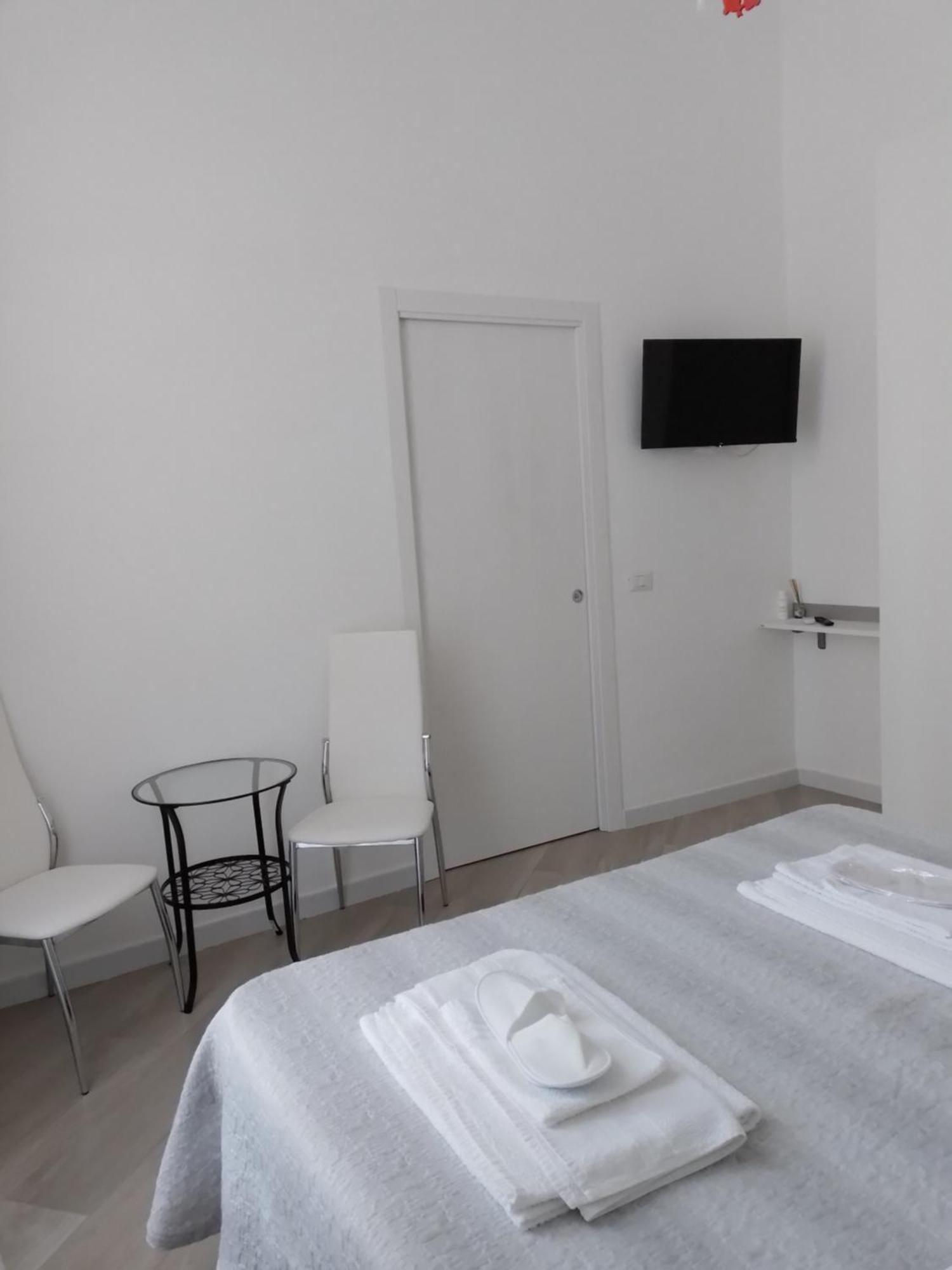 Casa Theodor B&B Neapol Zewnętrze zdjęcie